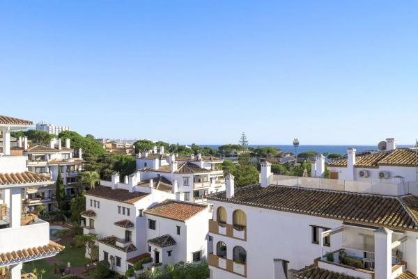 Penthouse na sprzedaż w Barrio Sitio de Calahonda, Mijas photo 1