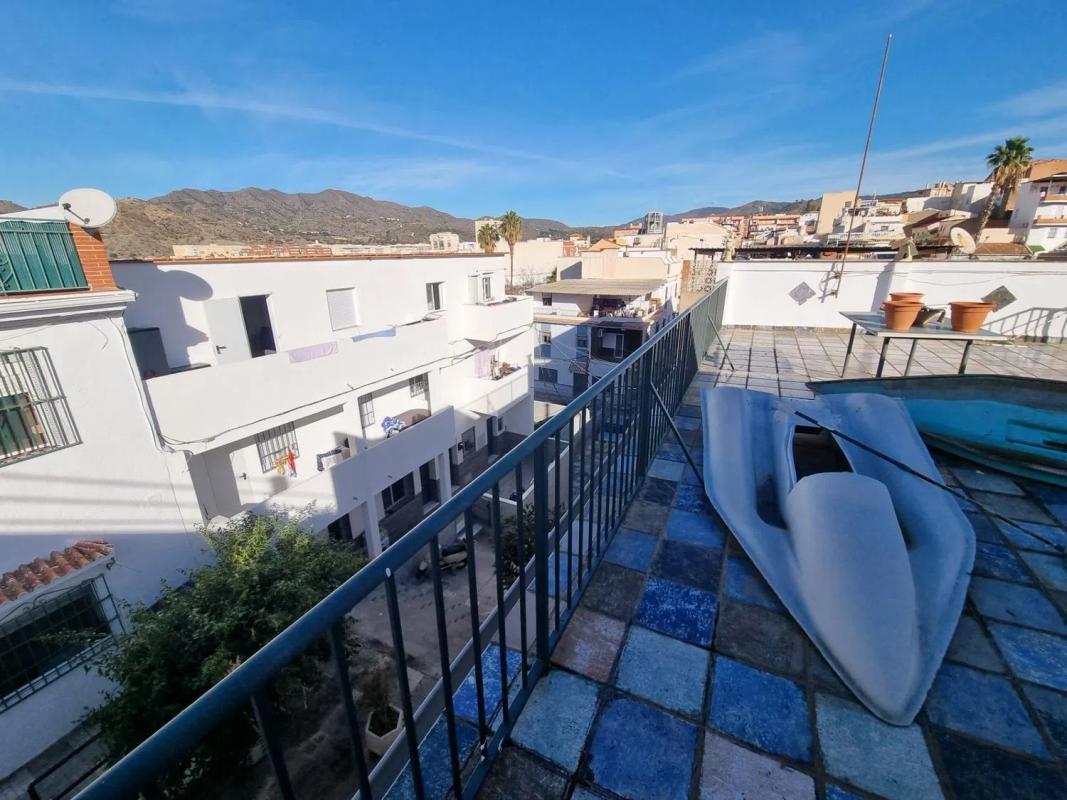 Sprzedaż niezależnego domku jednorodzinnego w Barrio Ciudad Jardín, Málaga photo 1
