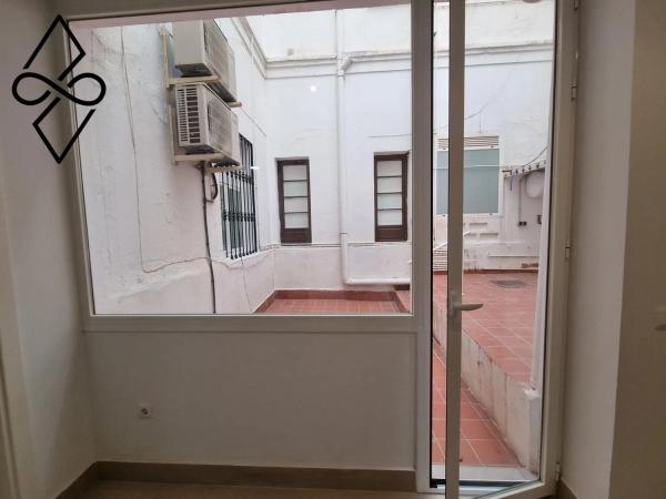 Duplex en venta en Barrio Ensanche Centro - Soho, Málaga thumbnail 2