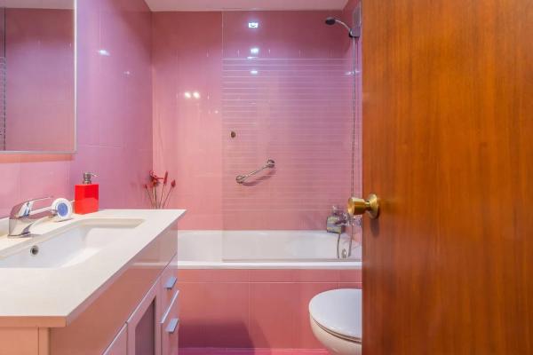 Apartment for sale in  Calle Esperanto, Málaga photo 3