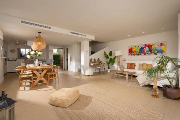 Chalet independiente en venta en Calle Brezo s/n, Mijas thumbnail 1