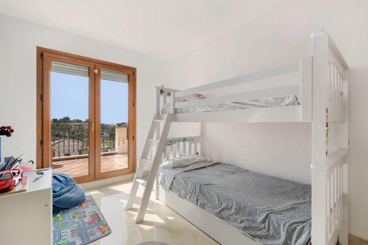 Продажа отдельного шале в  Calle Jazmín, 2, Эстепона photo 5