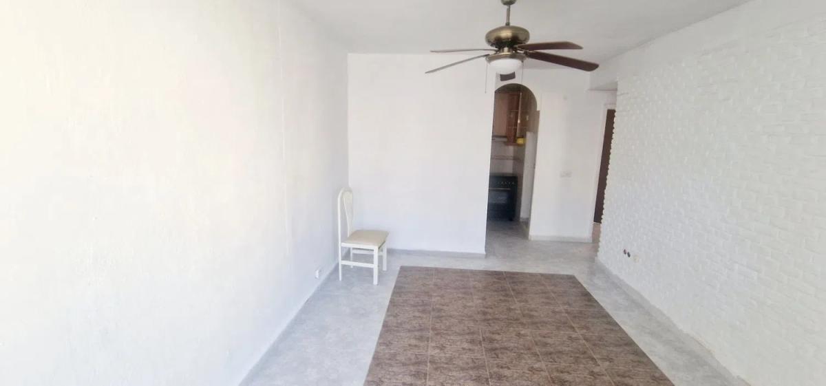 Sprzedaż mieszkania w Calle Bellasombra, 14, Benalmádena
photo 1