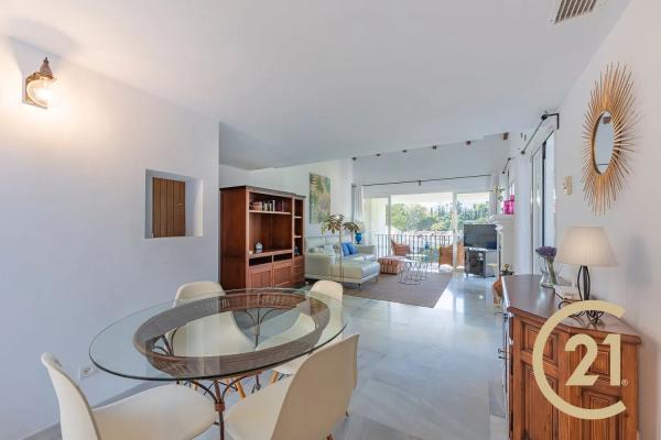 Дуплекс на продажу в Urbanizacion el Herrojo, 9, Benahavís photo 4