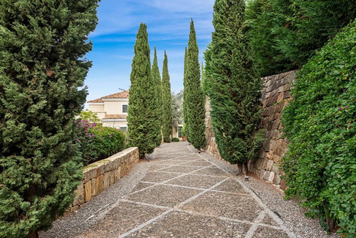Sale of independent chalet in Montemayor-Marbella Club, Benahavís
 photo 2
