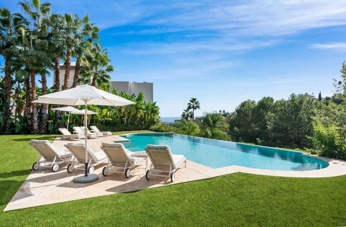 Sale of independent chalet in La Quinta, Benahavís
 photo 5