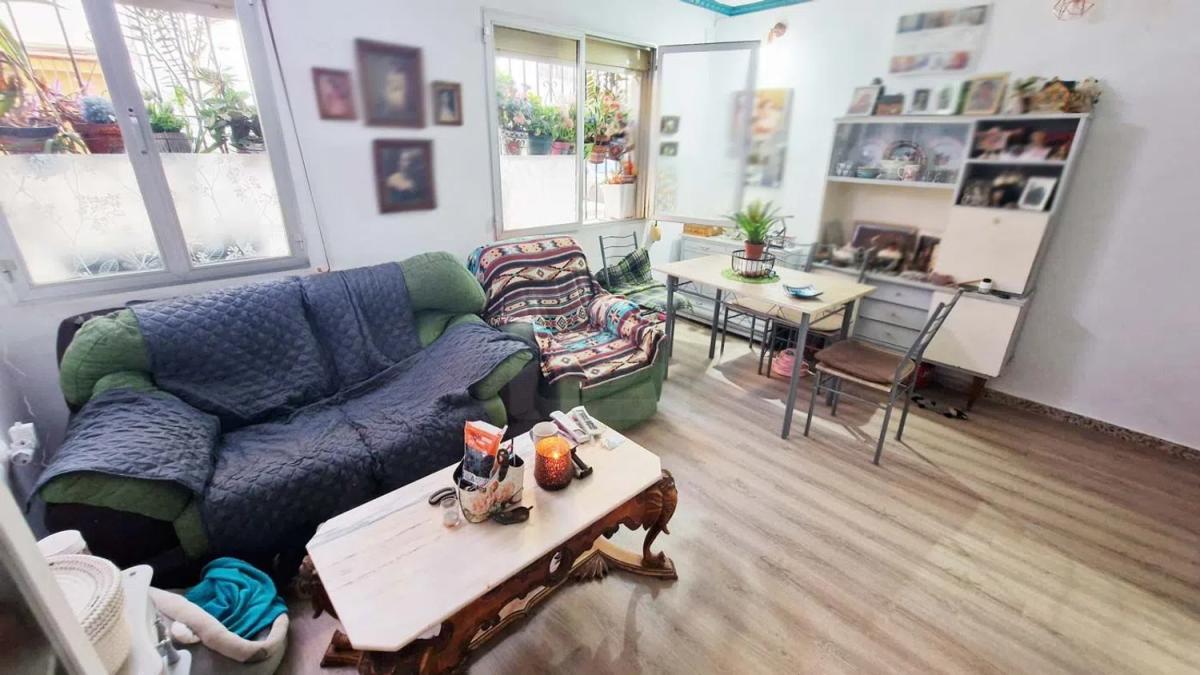 Продажа квартиры на Barrio Ciudad Jardín, Малага
photo 2