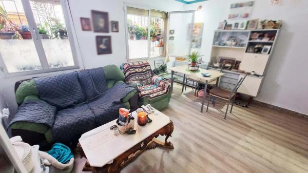 Продажа квартиры в  Barrio Ciudad Jardín, Малага photo 2