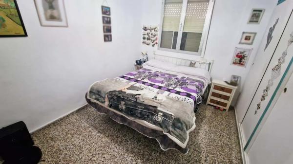 Продажа квартиры в  Barrio Ciudad Jardín, Малага photo 3
