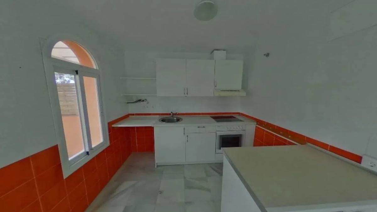 Venta de piso en Urbanización Brisas el Hacho, 21, Manilva
photo 2