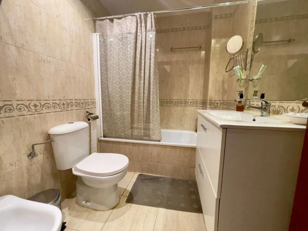 Продажа квартиры на Barrio Zona Centro Comercial Torrequebrada, Бенальмадена
photo 5