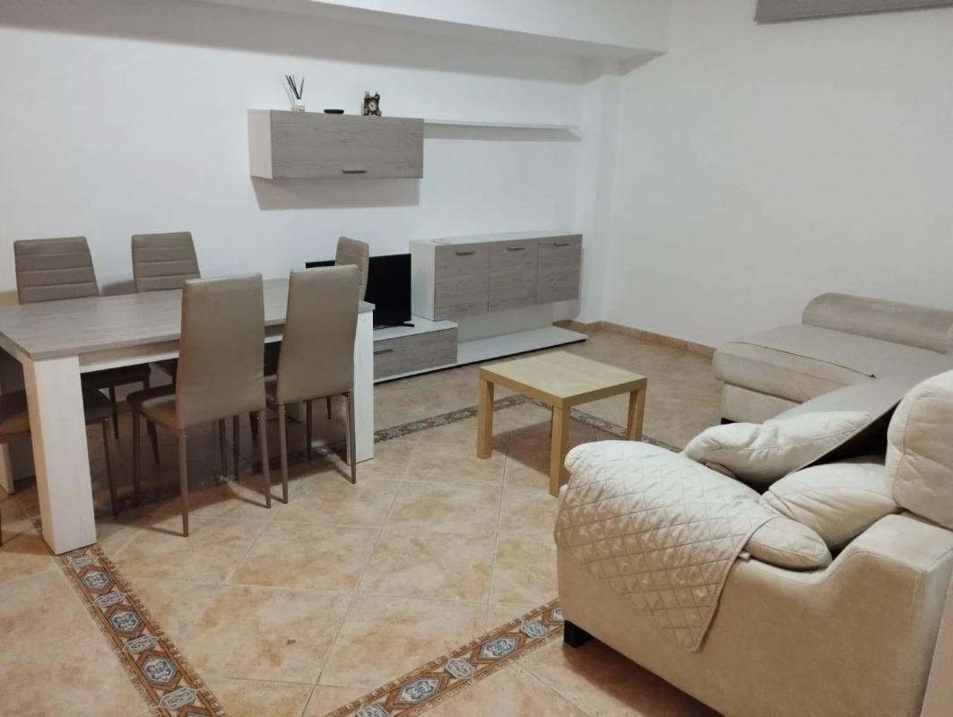 Продажа квартиры на Avenida gamonal, Бенальмадена
photo 3