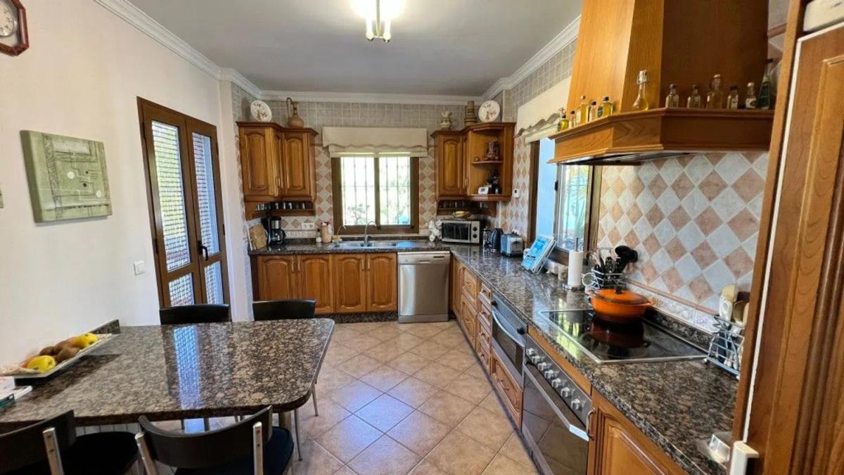 Продажа отдельного шале в , Фригилиана photo 5