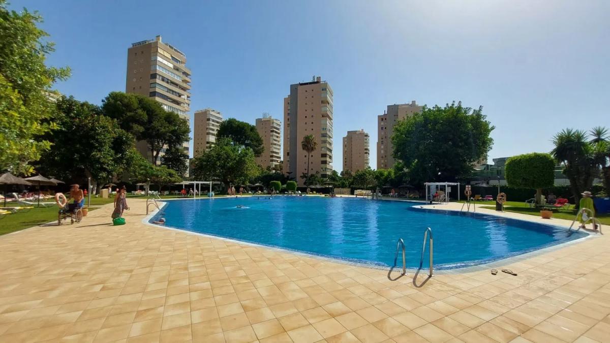 Venta de piso en Paseo del Colorado, Torremolinos
photo 2