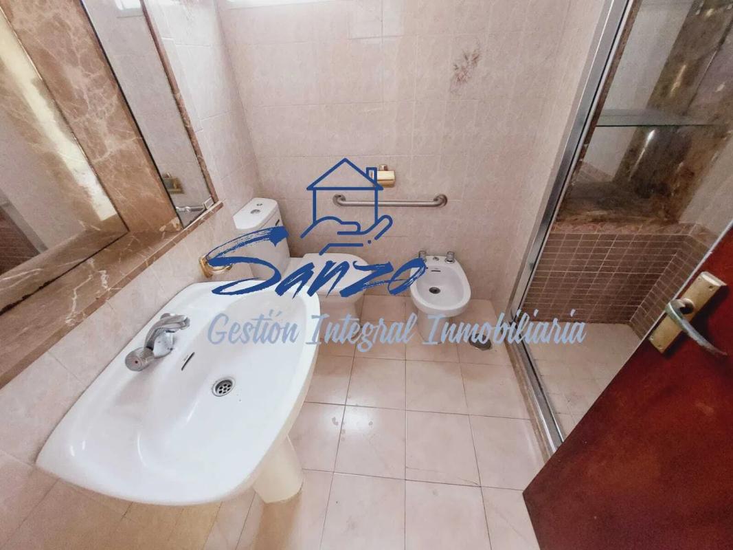 Venta de piso en Zona de la Vega, Antequera
photo 4