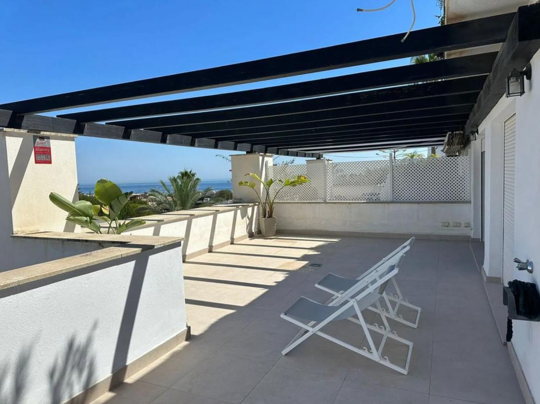Продажа квартиры на Calle los Limoneros, Марбелла
photo 2