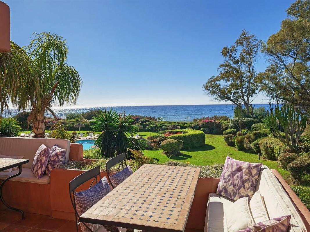 Продажа квартиры на Barrio Las Chapas-Alicate Playa, Марбелла
photo 1