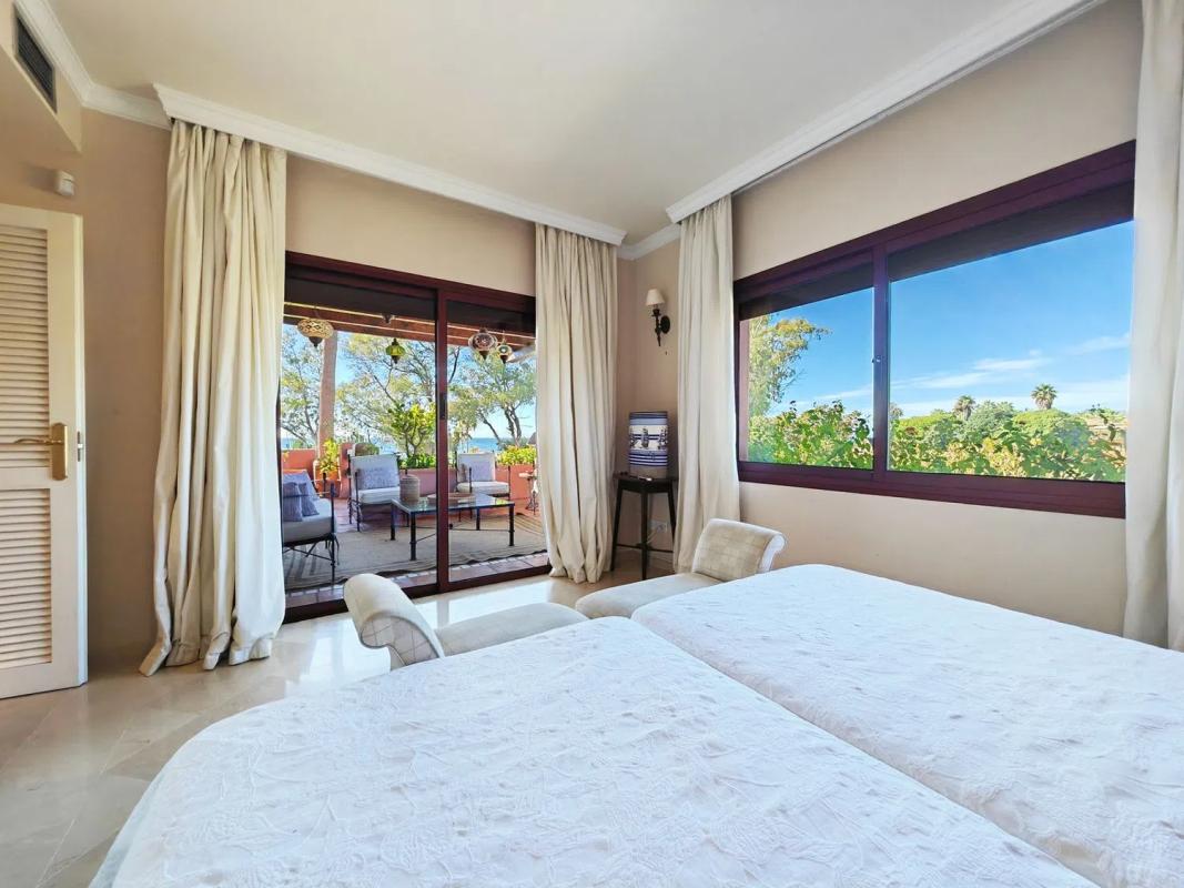 Продажа квартиры на Barrio Las Chapas-Alicate Playa, Марбелла
photo 4