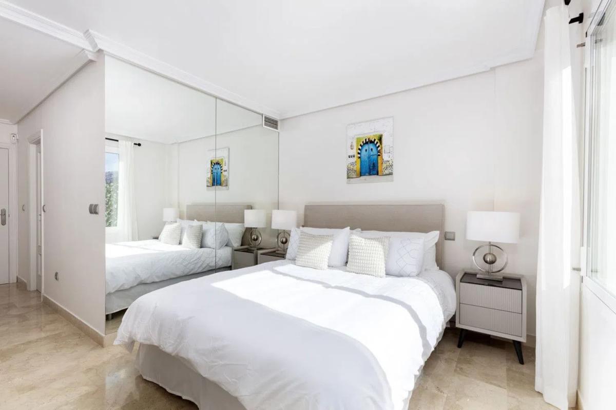 Venta de piso en Barrio El Velerín, Estepona
photo 5