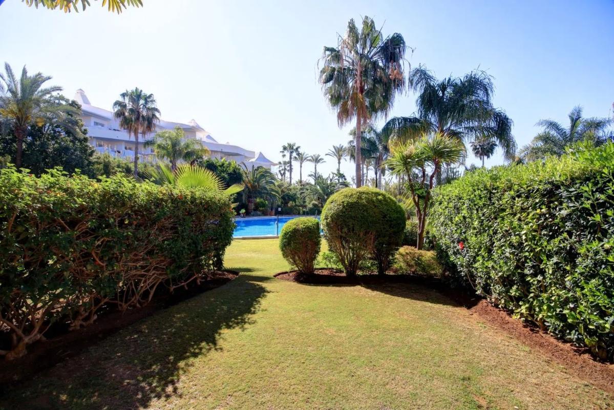 Sale of independent chalet in Seghers, Estepona
photo 2