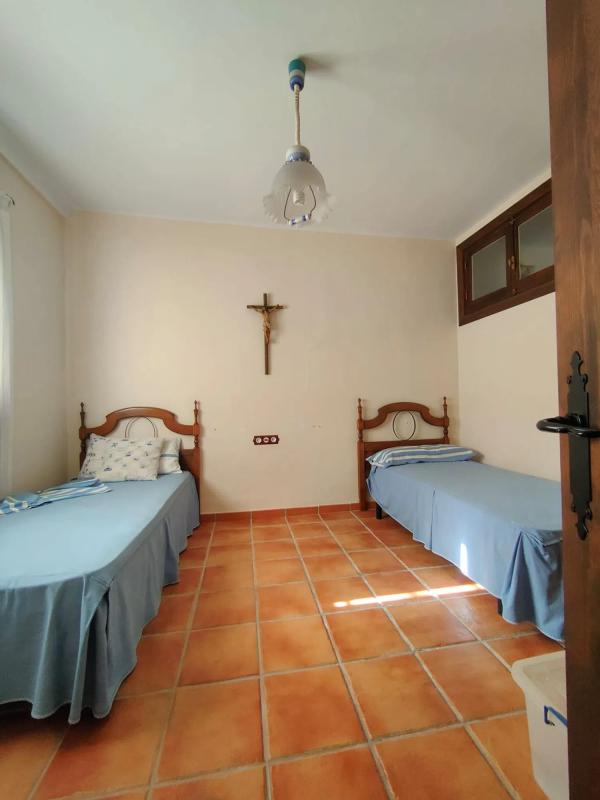 Sale of independent chalet in Calle Campoamor, Rincón de la Victoria
 photo 4