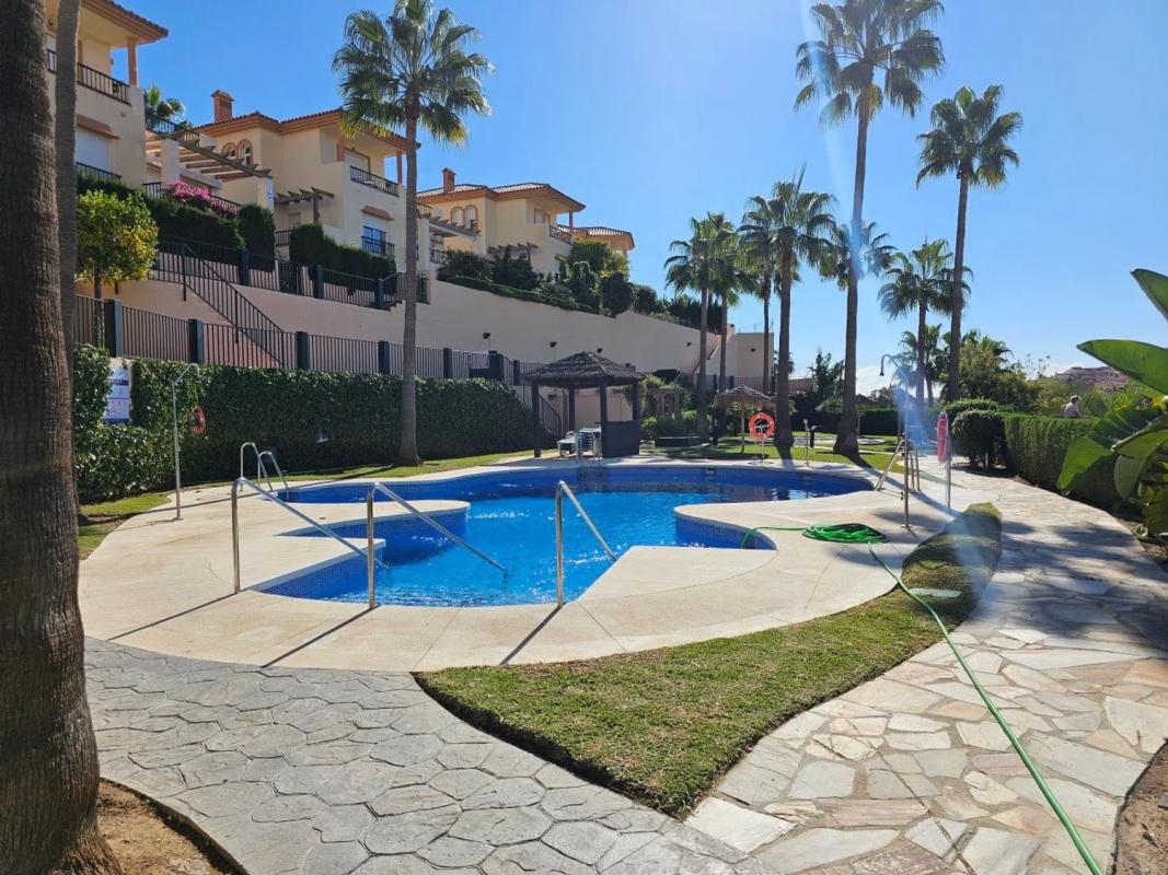 Sprzedaż niezależnego domku jednorodzinnego w Barrio Riviera del Sol, Mijas photo 2