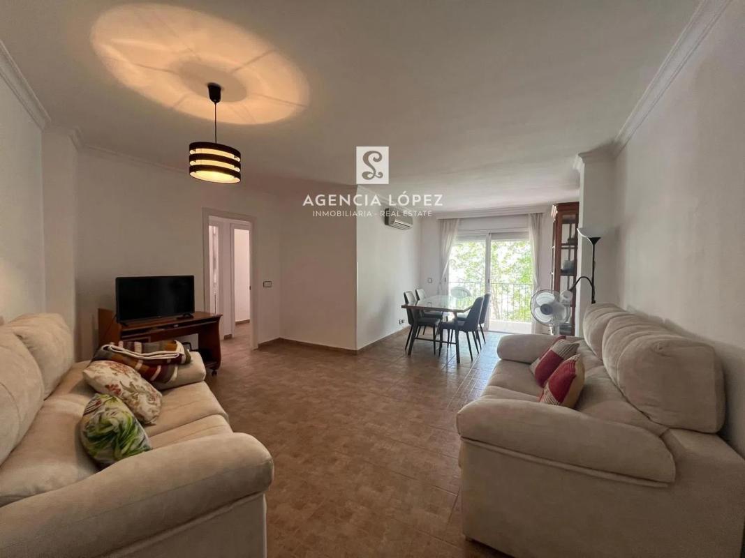 Продажа квартиры на Avenida Andalucía, 9, Эстепона
photo 1