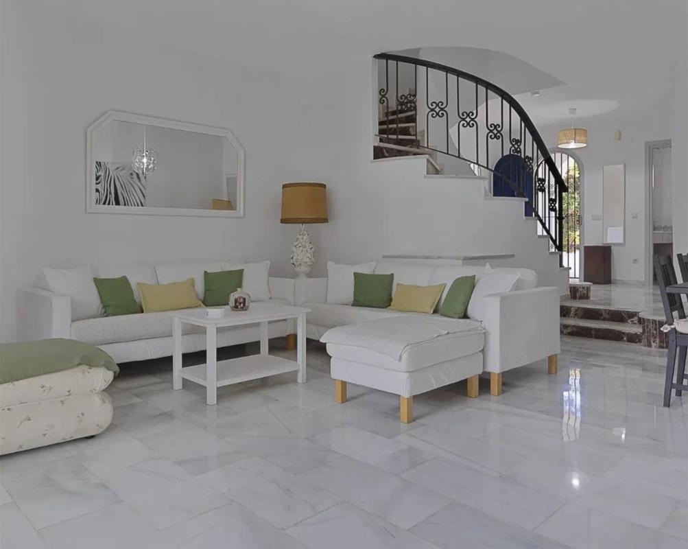 Sale of independent chalet in Calle de la Playa, Marbella
 photo 4