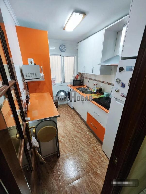 Venta de piso en Calle Caballero del Bosque, Málaga
 photo 2