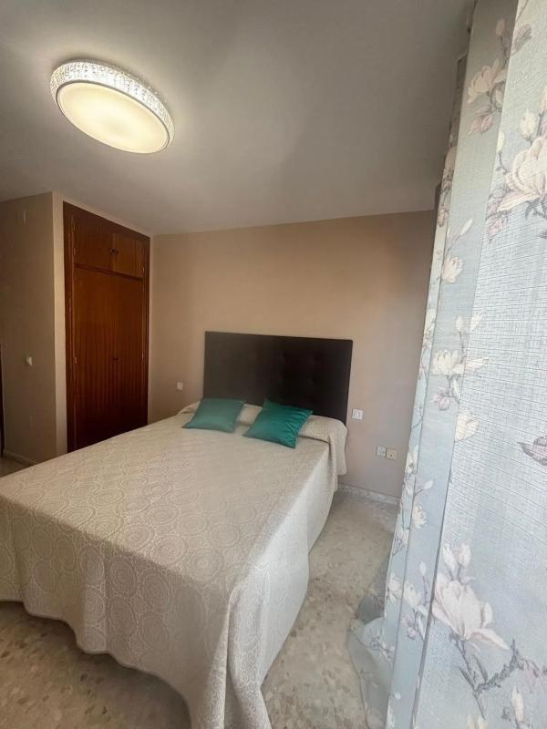 Venta de chalet independiente en Calle Altamar, Rincón de la Victoria
 photo 3