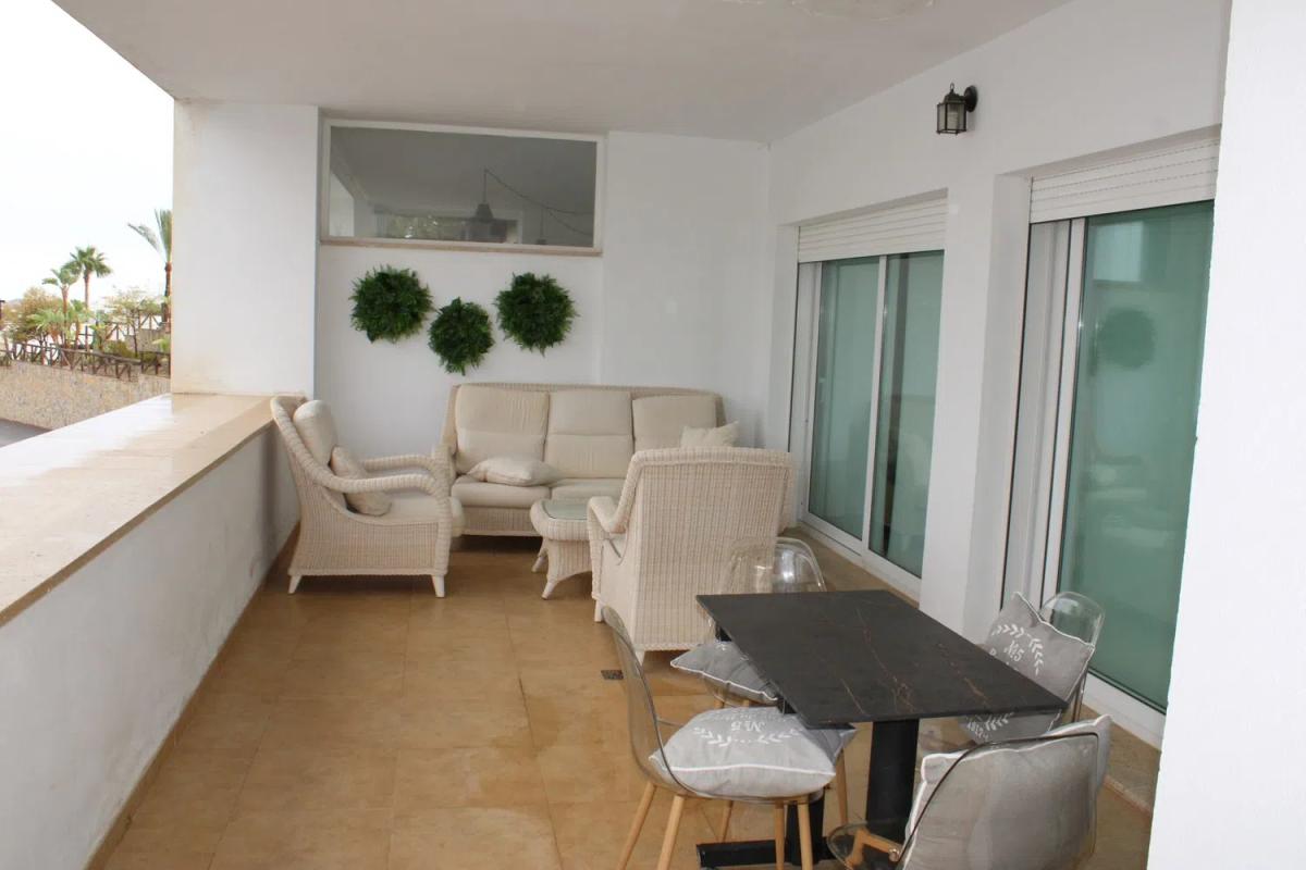 Venta de chalet independiente en Calle Sand, Marbella
photo 3