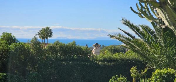 Wolnostojąca willa na sprzedaż w Calle Maestra Doña Carola, Marbella photo 1