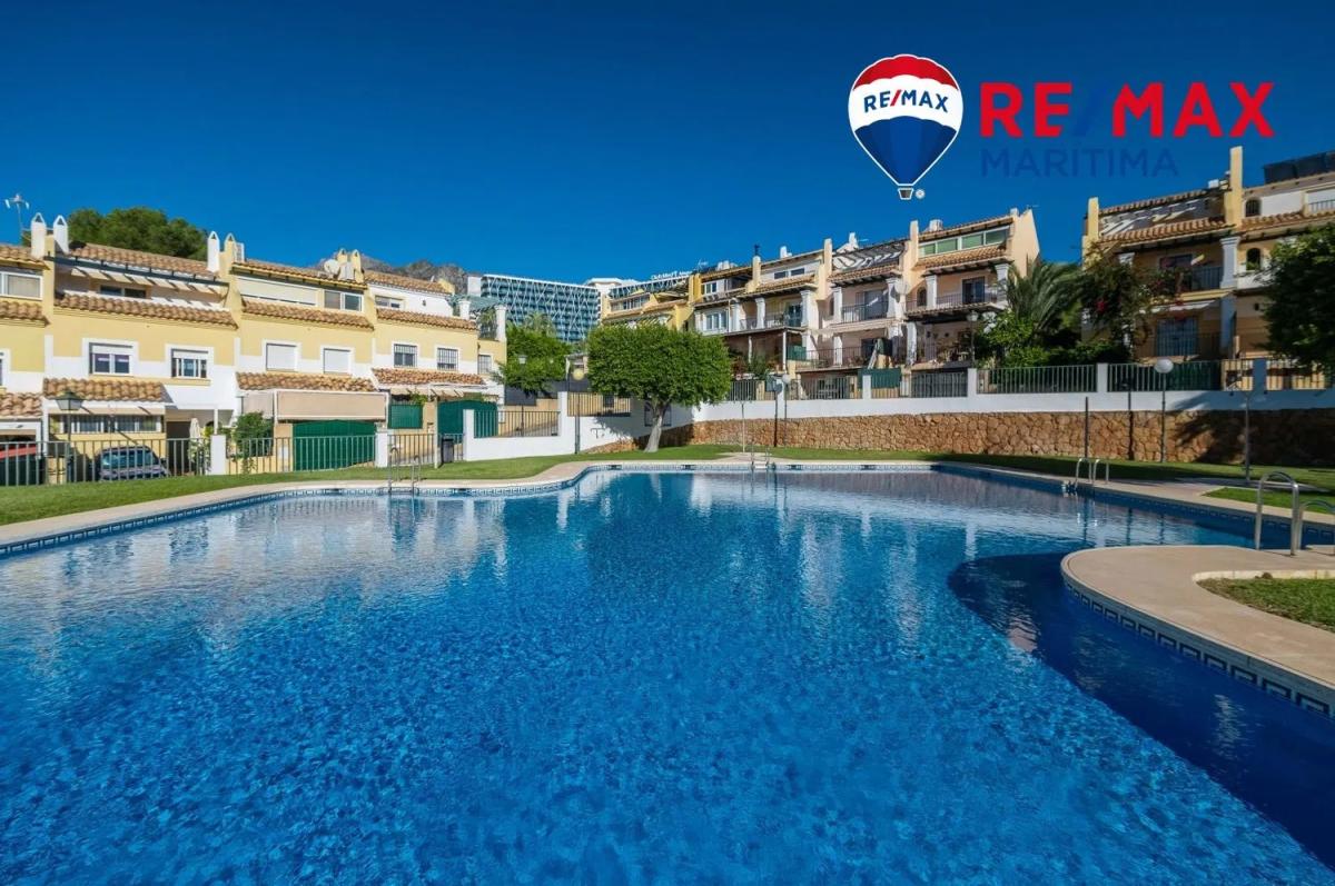 Sprzedaż niezależnego domku jednorodzinnego w Camino del Trapiche, 67, Marbella photo 2