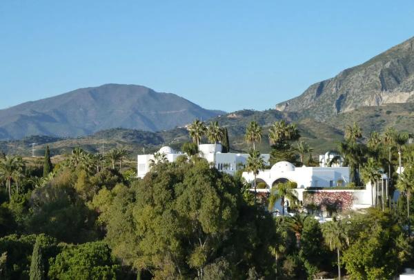 Piso en venta en  Calle Sierra Bermeja, 82, Marbella photo 4