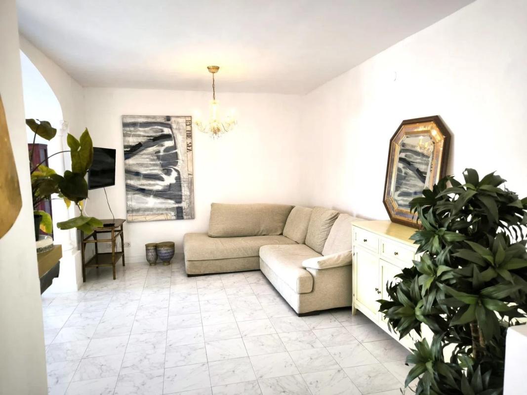Sale of independent chalet in Barrio El Rosario-Ricmar, Marbella
photo 4