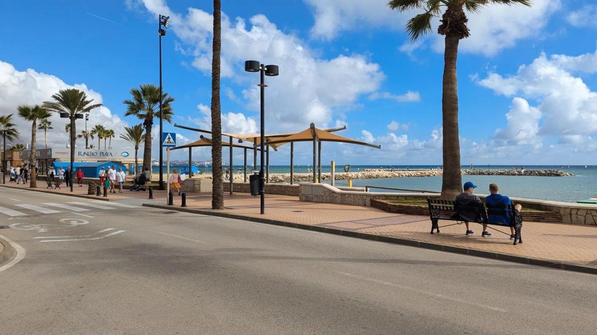 Venta de piso en Zona Puerto Deportivo, Fuengirola
photo 1