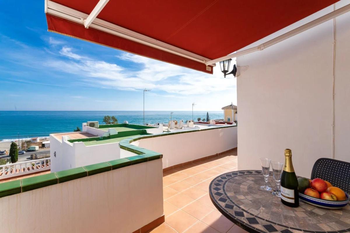 Sale of independent chalet in Calle Las Flores, Torrox
photo 2