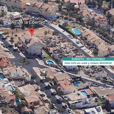 Apartment for sale in Avenida de Cuba, Benalmádena thumbnail 1