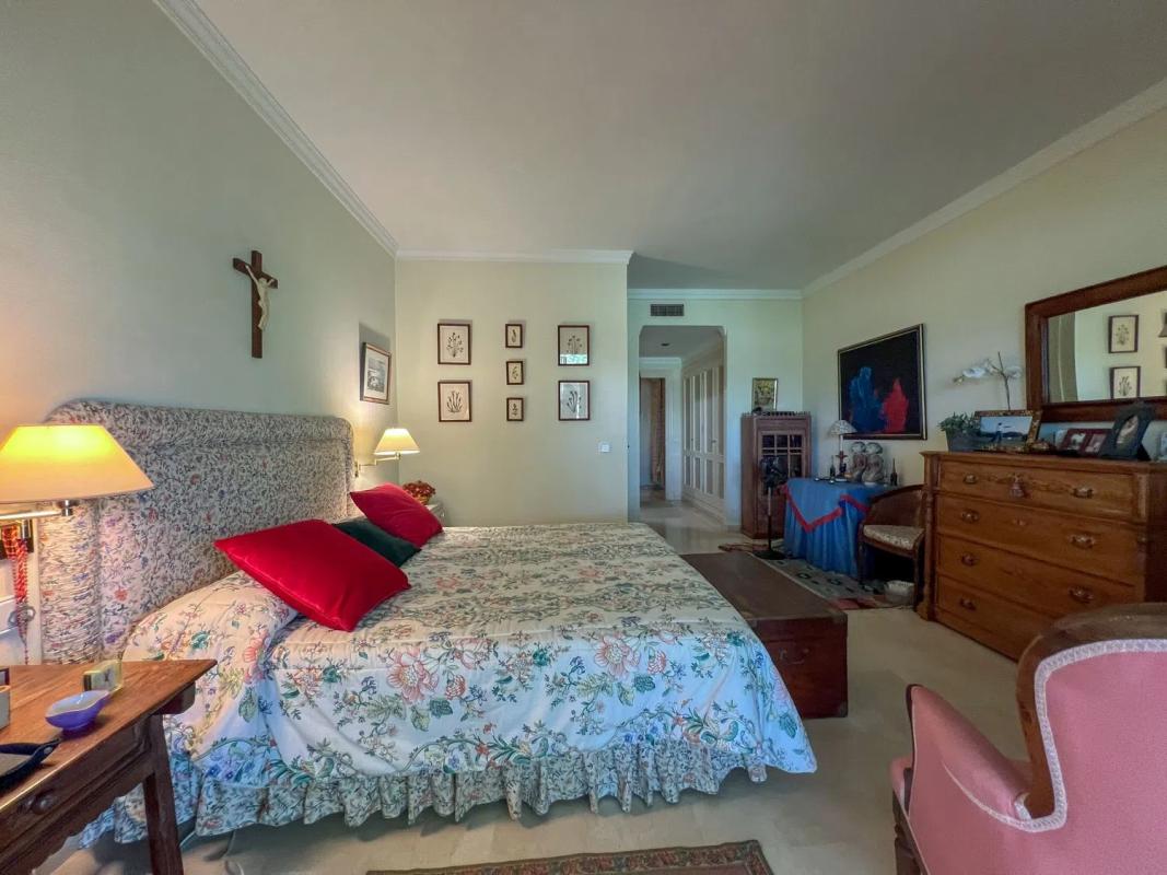 Venta de chalet independiente en Calle Francisco Pizarro, Benahavís
photo 4