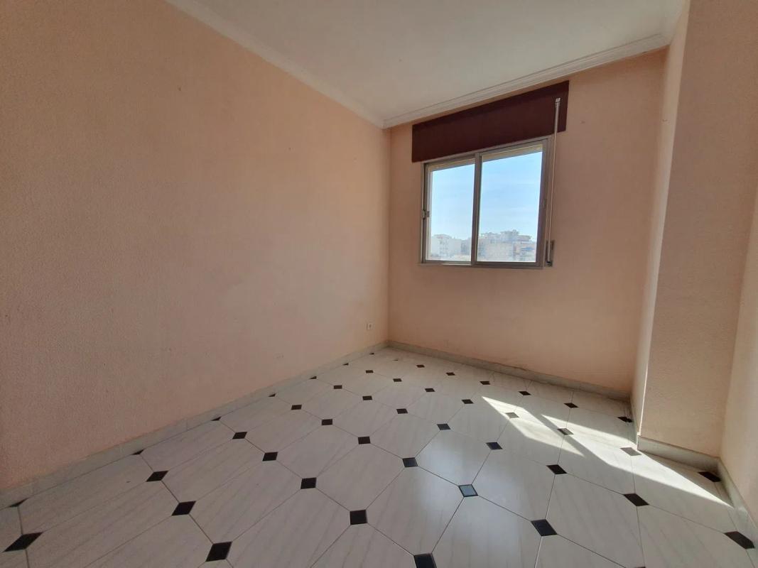 Продажа квартиры на Calle Angosta del Carmen, Малага
 photo 3