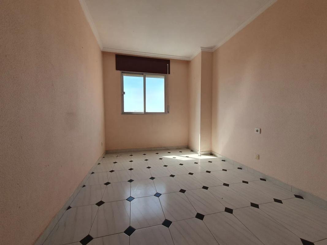 Продажа квартиры на Calle Angosta del Carmen, Малага
 photo 4