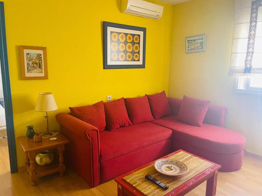 Продажа квартиры на Calle Ciudad de Salou, Торремолинос
photo 3