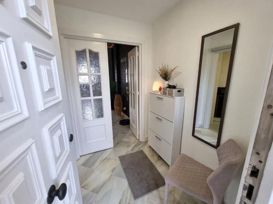 Venta de piso en Barrio Paraiso-Barronal, Estepona
photo 3