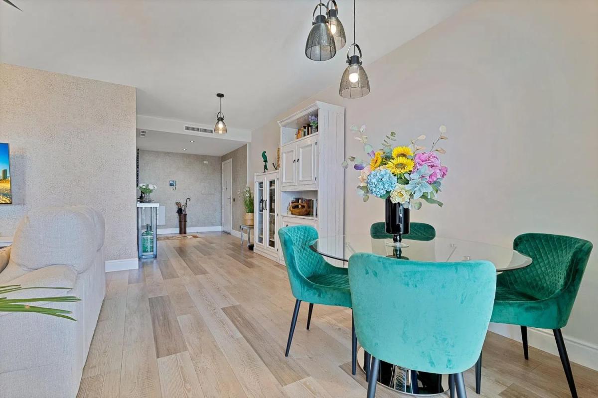 Продажа квартиры на Urbanizacion Altos de Estepona, 1 R, Эстепона
photo 3