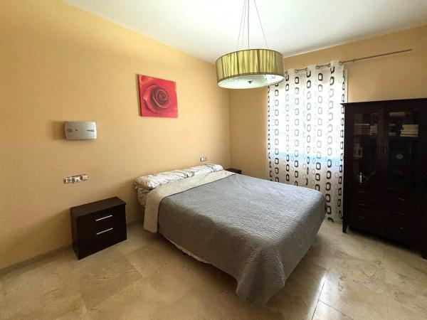 Chalet independiente en venta en Calle Escritor Antonio Gala, Ronda photo 1