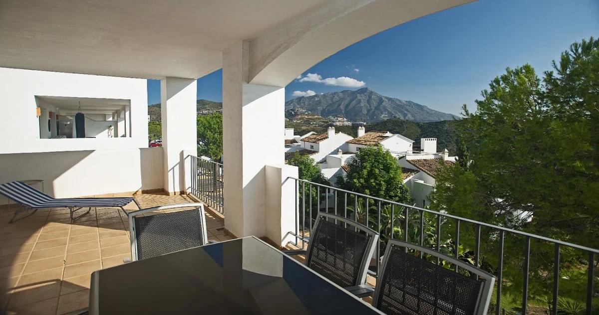 Venta de piso en Urbanizacion el Herrojo, 197, Benahavís
 photo 2