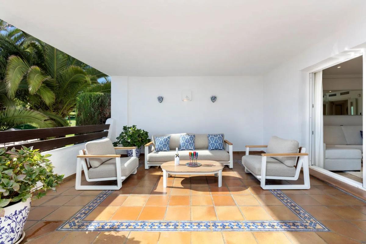 Venta de piso en Calle Lima, 8, Estepona
photo 2