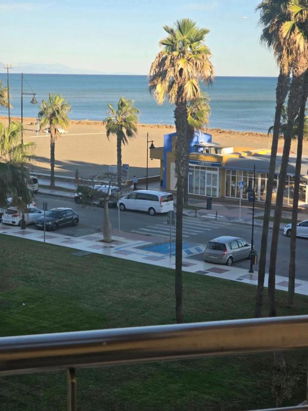 Sale of apartment in Barrio Playamar - Benyamina, Torremolinos
photo 4
