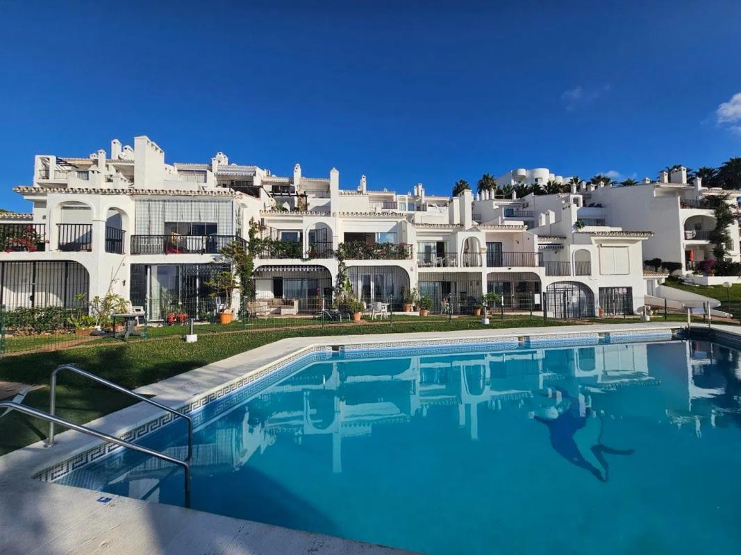 Venta de duplex en Barrio Sitio de Calahonda, Mijas photo 1