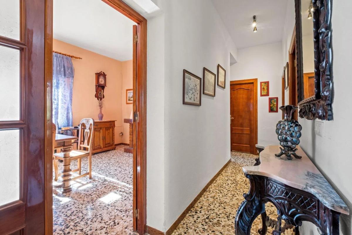 Sprzedaż niezależnego domku jednorodzinnego w  Calle Fuengirola, Alhaurín de la Torre photo 5